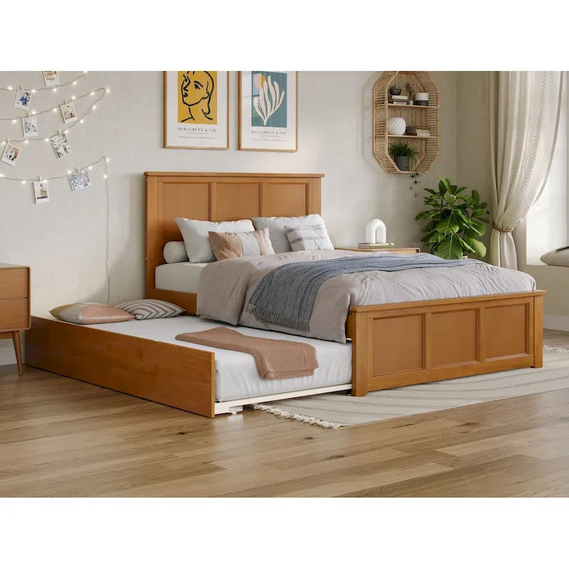 Lit plateforme avec pied de lit assorti et lit gigogne double