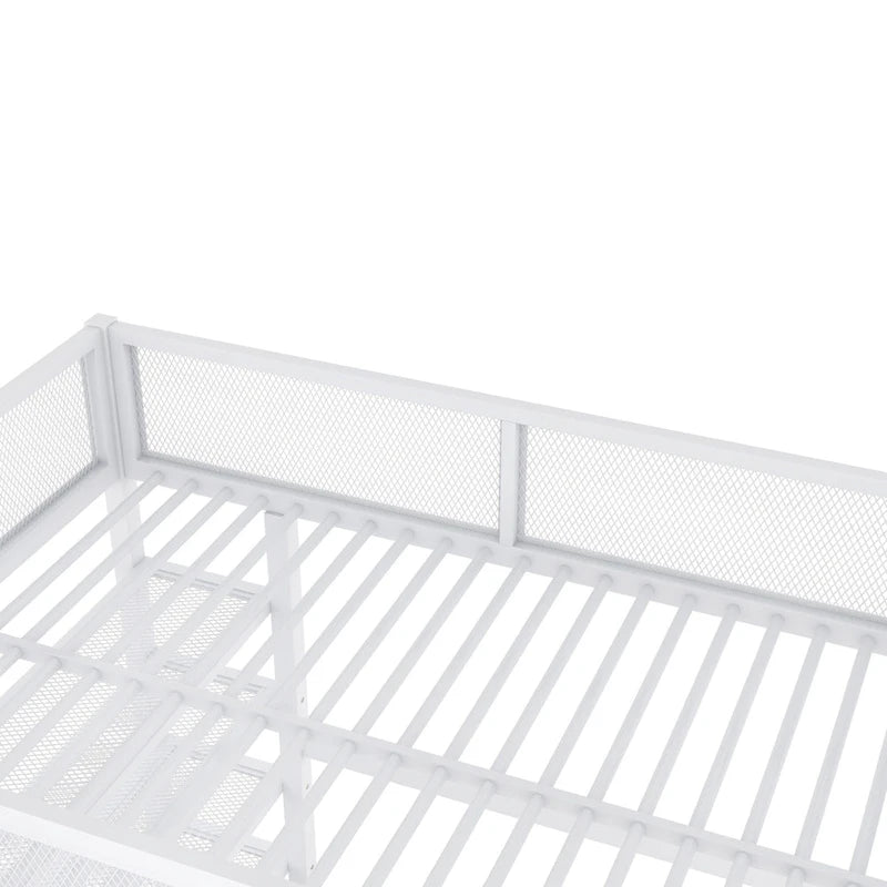 Lit mezzanine double avec quatre étagères