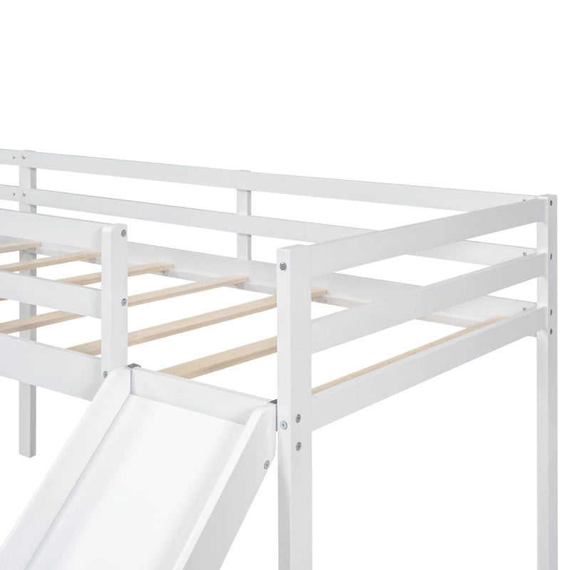 Lit mezzanine avec échelle et toboggan